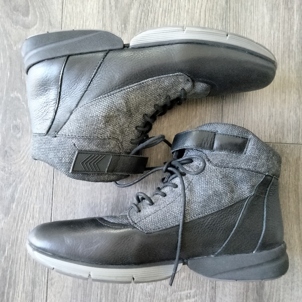Aerosoles Size 9.5M Women's Black / Gray Leather Bootie Boots